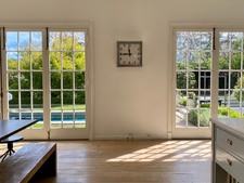Enlarge photo 52