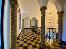 Enlarge photo 54