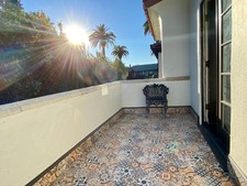Enlarge photo 95