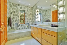 Enlarge photo 28