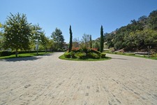 Enlarge photo 12
