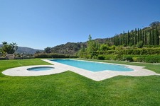 Enlarge photo 155