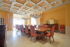 Enlarge photo 59