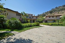 Enlarge photo 8