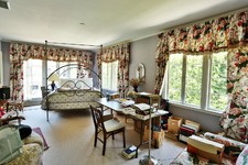Enlarge photo 80