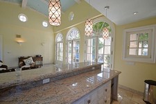 Enlarge photo 109
