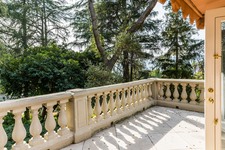 Enlarge photo 42