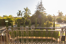 Enlarge photo 112