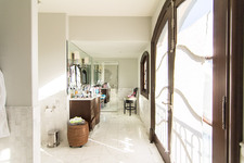 Enlarge photo 127