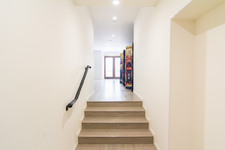 Enlarge photo 162