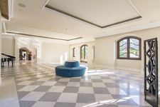 Enlarge photo 18