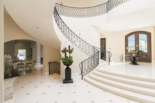 Enlarge photo 35