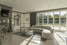 Enlarge photo 25
