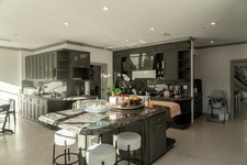 Enlarge photo 32