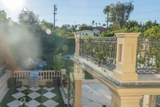Enlarge photo 52