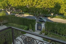 Enlarge photo 64