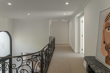Enlarge photo 68