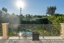 Enlarge photo 74
