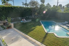 Enlarge photo 76