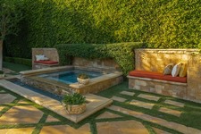 Enlarge photo 102