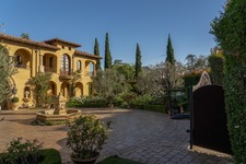 Enlarge photo 110