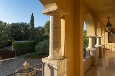 Enlarge photo 70