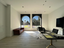 Enlarge photo 33