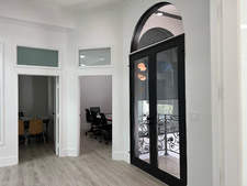 Enlarge photo 48