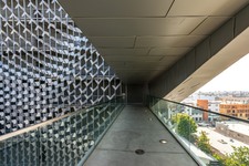 Enlarge photo 51
