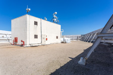 Enlarge photo 100