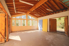 Enlarge photo 89