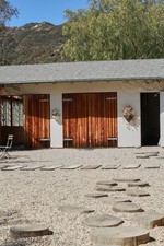 Enlarge photo 91