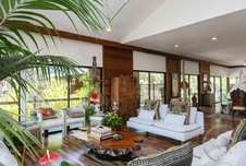 Enlarge photo 23