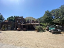 Enlarge photo 23