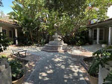 Enlarge photo 47