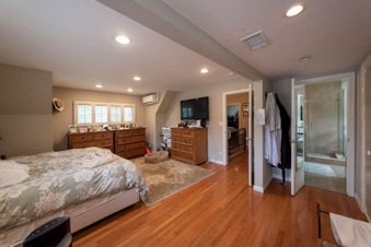 Enlarge photo 20