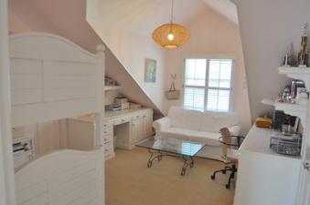 Enlarge photo 32