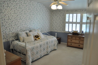 Enlarge photo 2