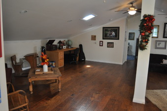 Enlarge photo 53