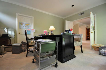 Enlarge photo 22
