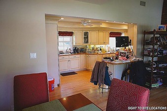 Enlarge photo 10