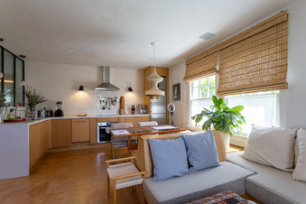 Enlarge photo 37