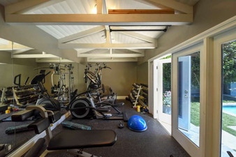 Enlarge photo 36