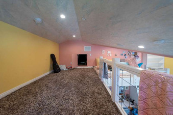 Enlarge photo 30