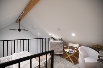 Enlarge photo 23