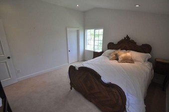 Enlarge photo 32