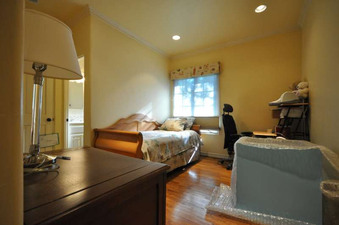 Enlarge photo 36