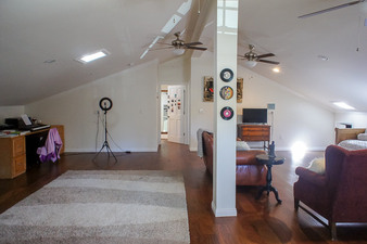 Enlarge photo 43
