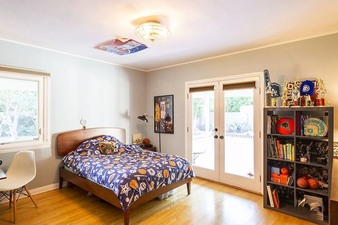 Enlarge photo 15
