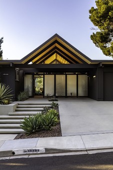 GRANADA HILLS - NANNETTE ST.